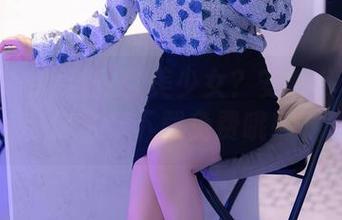 秀人网 – 想当安静美少女？安然儿套装带你飞，下载免费哦！
