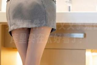 秀人网 – 突发事件？林文文学姐在高清图库里实在太好看了！
