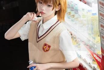 尝尝腥味猫罐的青灵梦：美图背后的奇特韵味