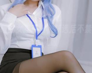 荒井喵喵的女孩原图，精选后不禁让我多看几眼