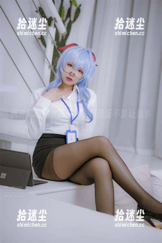荒井喵喵的女孩原图，精选后不禁让我多看几眼