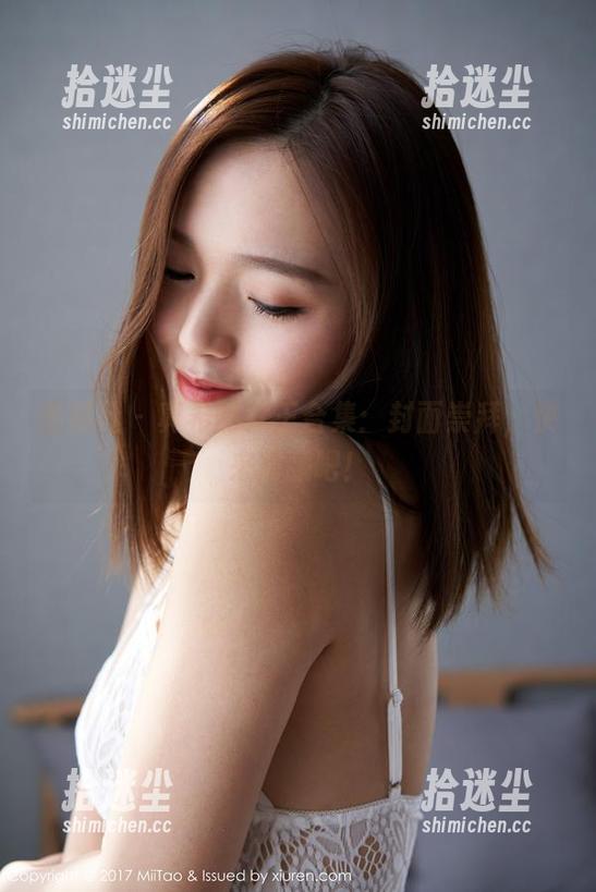 蜜桃社 - 真希的女王合集：封面崇拜，快来跪舔吧！