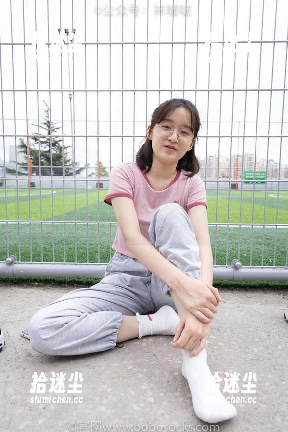 袜啵啵 - 在小淳的白色作品集里，白得让人自愧不如，更新来袭！