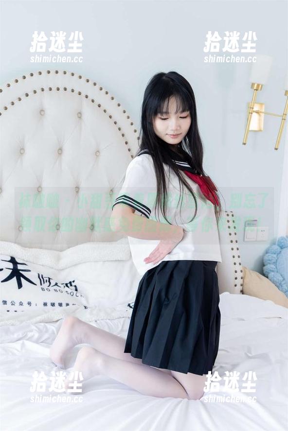 袜啵啵 - 小甜豆带着厚橘丝冒险，别忘了领取你的幽默感免费图册，等你来发现！