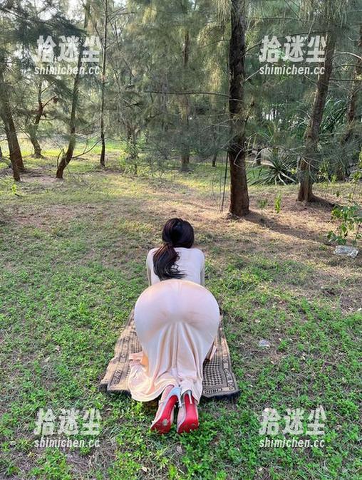 微密圈 - 迷人的五姨太的2023，照片里我又多停留了一会儿