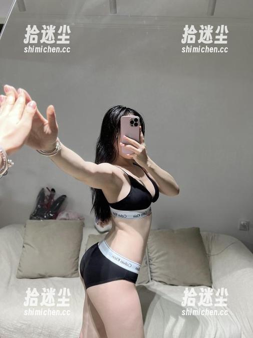 微密圈 - 跟上铁锤姐姐的节奏：圣诞原图更新，绝不让你失望！