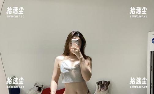 微密圈 - 牛仔裤风格大比拼：铁锤姐姐的趣味套图全集
