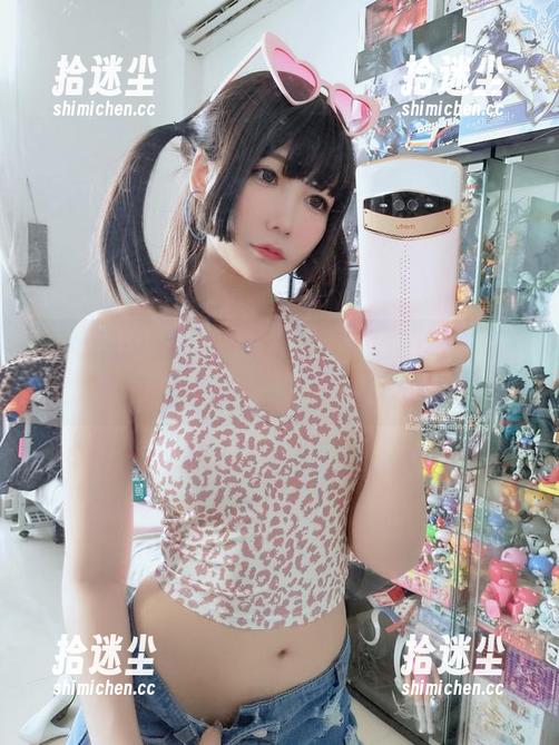 不可思议，铭铭kizami的兔子女仆变成高清壁纸了！真有趣。