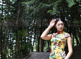 嗨，魔镜街拍的OL制服黑丝，怎么又掉入福利坑里了！