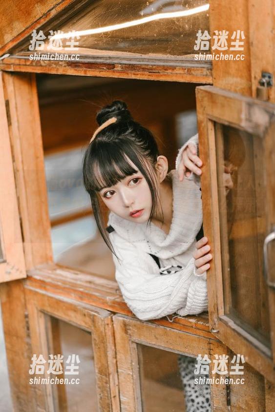黑猫猫ovo的修女写真集，精选一些让人忍俊不禁的姿态，谁说修女就要那么严肃？