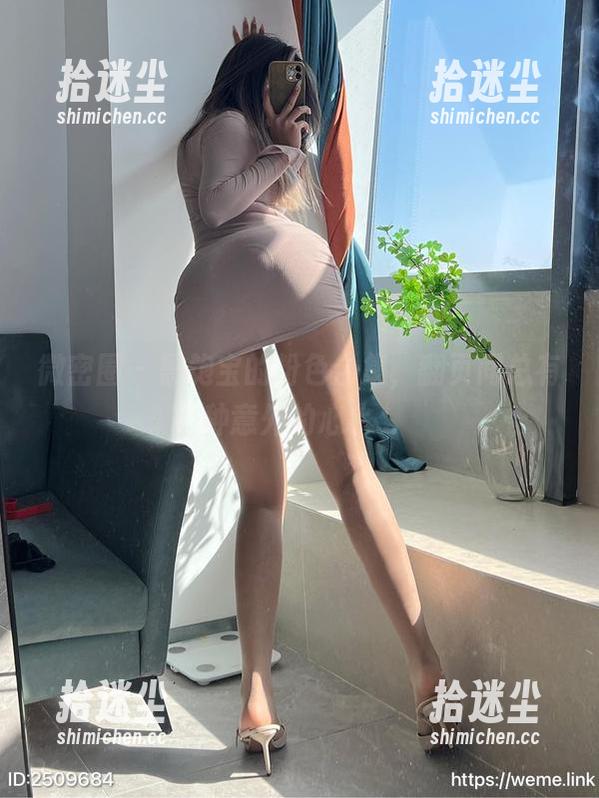 微密圈 - 黑饱宝的粉色合集，翻页间总有种意外的心水...